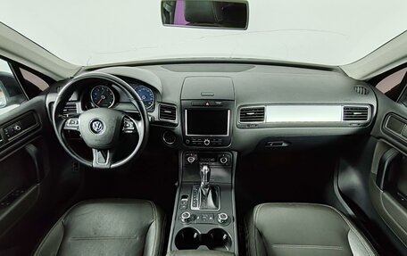 Volkswagen Touareg III, 2012 год, 1 380 000 рублей, 14 фотография