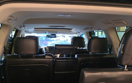 Toyota Land Cruiser 200, 2011 год, 3 100 000 рублей, 10 фотография