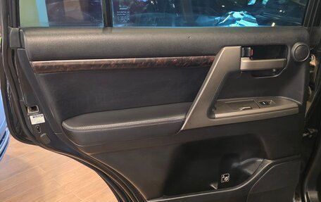 Toyota Land Cruiser 200, 2011 год, 3 100 000 рублей, 9 фотография