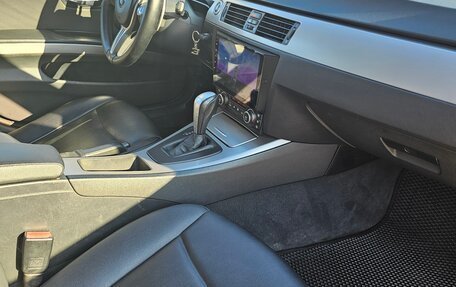 BMW 3 серия, 2007 год, 910 000 рублей, 16 фотография