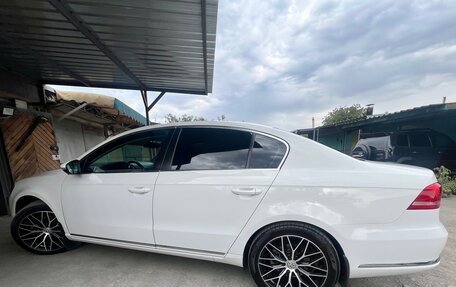 Volkswagen Passat B7, 2011 год, 1 350 000 рублей, 8 фотография