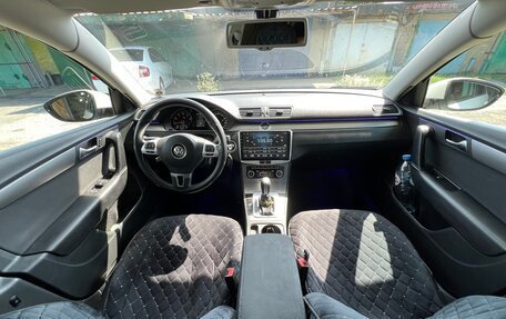 Volkswagen Passat B7, 2011 год, 1 350 000 рублей, 10 фотография
