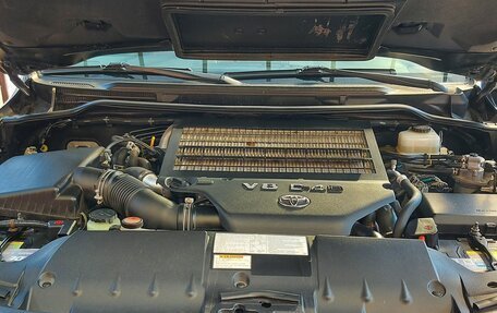 Toyota Land Cruiser 200, 2015 год, 5 600 000 рублей, 7 фотография