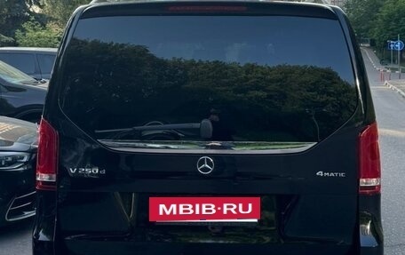 Mercedes-Benz V-Класс, 2019 год, 12 000 000 рублей, 3 фотография