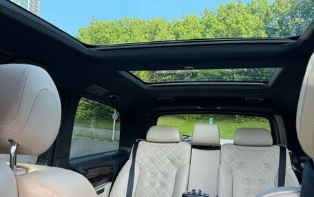 Mercedes-Benz V-Класс, 2019 год, 12 000 000 рублей, 10 фотография