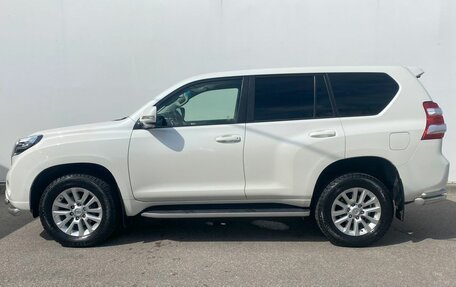 Toyota Land Cruiser Prado 150 рестайлинг 2, 2015 год, 3 550 000 рублей, 8 фотография