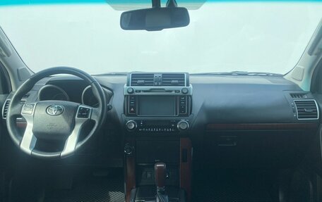 Toyota Land Cruiser Prado 150 рестайлинг 2, 2015 год, 3 550 000 рублей, 15 фотография