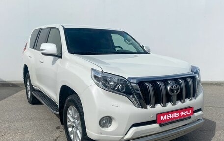 Toyota Land Cruiser Prado 150 рестайлинг 2, 2015 год, 3 550 000 рублей, 3 фотография