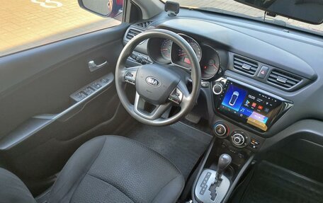 KIA Rio III рестайлинг, 2013 год, 1 230 000 рублей, 18 фотография