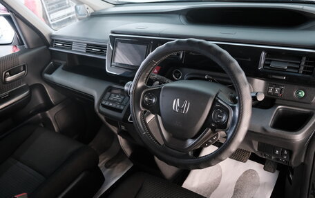 Honda Stepwgn IV, 2017 год, 2 049 000 рублей, 11 фотография