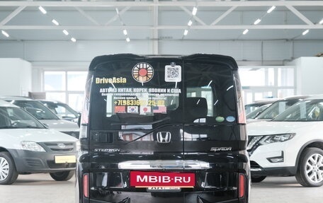 Honda Stepwgn IV, 2017 год, 2 049 000 рублей, 4 фотография
