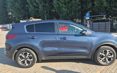 KIA Sportage IV рестайлинг, 2020 год, 2 500 000 рублей, 9 фотография
