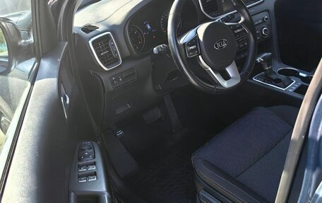 KIA Sportage IV рестайлинг, 2020 год, 2 500 000 рублей, 6 фотография