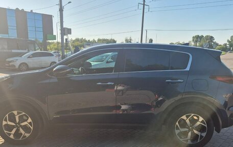 KIA Sportage IV рестайлинг, 2020 год, 2 500 000 рублей, 5 фотография
