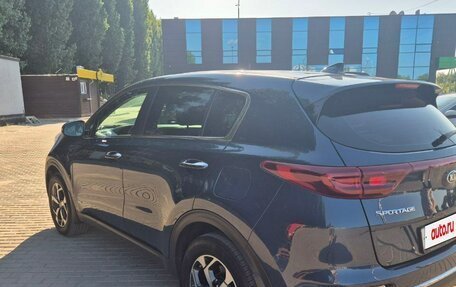 KIA Sportage IV рестайлинг, 2020 год, 2 500 000 рублей, 15 фотография