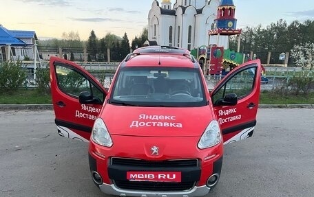 Peugeot Partner II рестайлинг 2, 2012 год, 595 000 рублей, 27 фотография