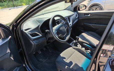Hyundai Solaris II рестайлинг, 2020 год, 1 175 000 рублей, 4 фотография