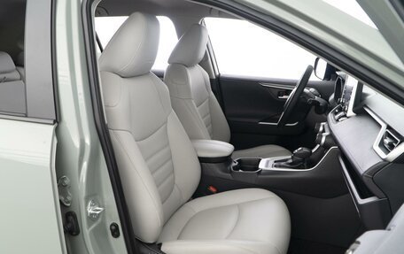Toyota RAV4, 2019 год, 3 187 590 рублей, 8 фотография