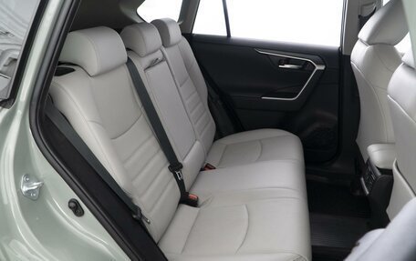 Toyota RAV4, 2019 год, 3 187 590 рублей, 7 фотография