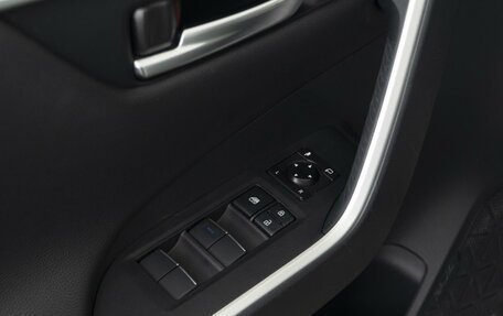 Toyota RAV4, 2019 год, 3 187 590 рублей, 15 фотография