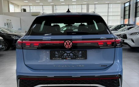 Volkswagen Tiguan, 2024 год, 4 799 000 рублей, 5 фотография