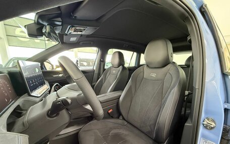 Volkswagen Tiguan, 2024 год, 4 799 000 рублей, 9 фотография