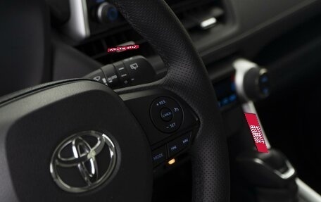 Toyota RAV4, 2019 год, 3 187 590 рублей, 14 фотография