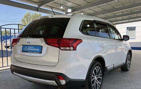 Mitsubishi Outlander III рестайлинг 3, 2015 год, 1 649 000 рублей, 5 фотография