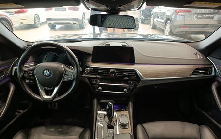 BMW 5 серия, 2018 год, 3 465 000 рублей, 17 фотография