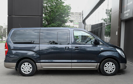 Hyundai H-1 II рестайлинг, 2016 год, 2 599 000 рублей, 4 фотография