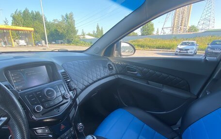 Chevrolet Cruze II, 2010 год, 600 000 рублей, 10 фотография