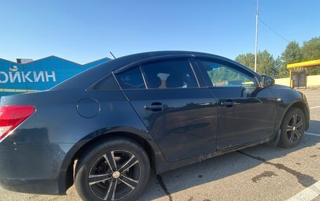 Chevrolet Cruze II, 2010 год, 600 000 рублей, 4 фотография