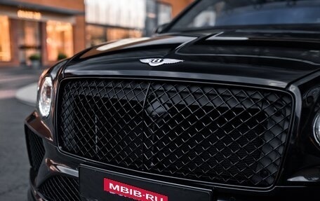 Bentley Bentayga I, 2025 год, 49 000 000 рублей, 6 фотография