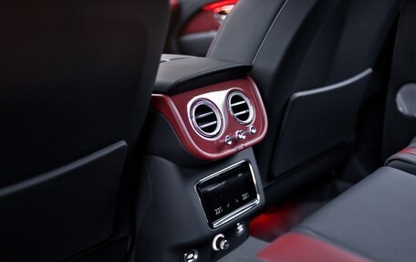Bentley Bentayga I, 2025 год, 49 000 000 рублей, 21 фотография