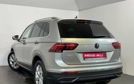 Volkswagen Tiguan II, 2021 год, 2 649 000 рублей, 4 фотография