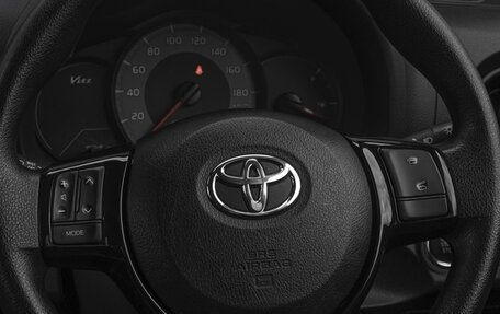 Toyota Vitz, 2018 год, 1 249 000 рублей, 16 фотография