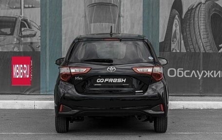 Toyota Vitz, 2018 год, 1 249 000 рублей, 4 фотография