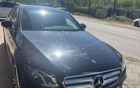 Mercedes-Benz E-Класс, 2018 год, 3 700 000 рублей, 1 фотография