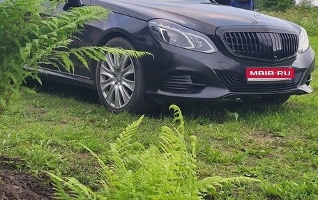 Mercedes-Benz E-Класс, 2013 год, 1 800 000 рублей, 1 фотография