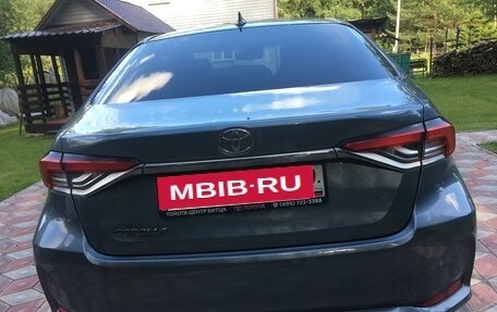 Toyota Corolla, 2019 год, 2 100 000 рублей, 9 фотография