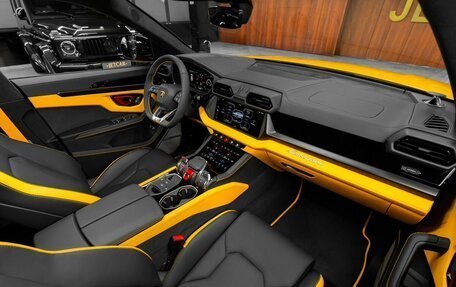 Lamborghini Urus I, 2025 год, 47 000 000 рублей, 28 фотография