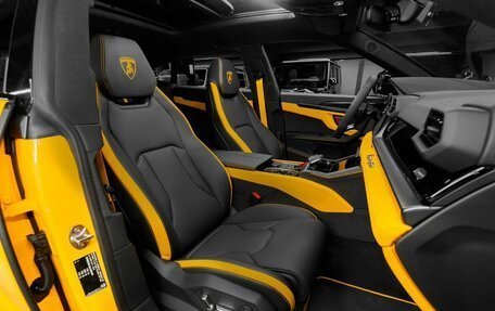 Lamborghini Urus I, 2025 год, 47 000 000 рублей, 29 фотография