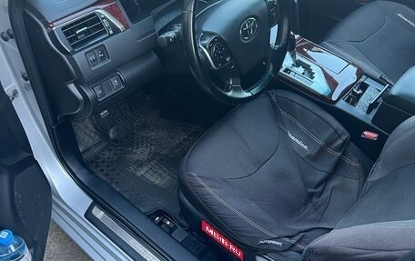 Toyota Camry, 2014 год, 1 960 000 рублей, 6 фотография