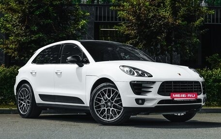 Porsche Macan I рестайлинг, 2014 год, 3 380 000 рублей, 2 фотография
