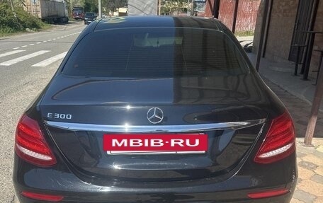 Mercedes-Benz E-Класс, 2018 год, 3 700 000 рублей, 2 фотография