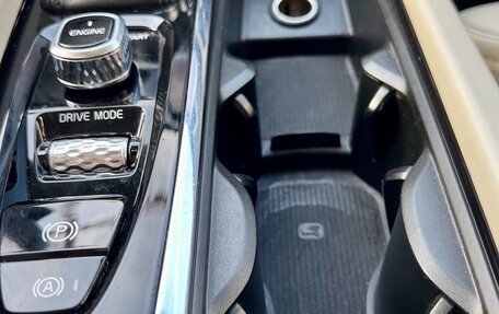 Volvo XC90 II рестайлинг, 2016 год, 4 100 000 рублей, 23 фотография