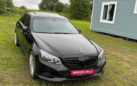 Mercedes-Benz E-Класс, 2013 год, 1 800 000 рублей, 2 фотография
