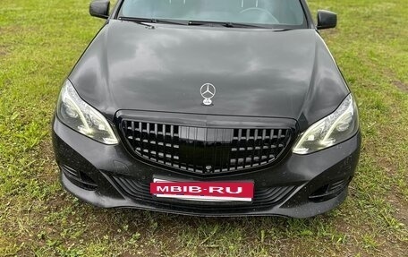 Mercedes-Benz E-Класс, 2013 год, 1 800 000 рублей, 3 фотография