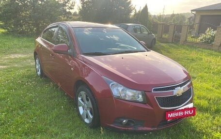Chevrolet Cruze II, 2011 год, 700 000 рублей, 4 фотография