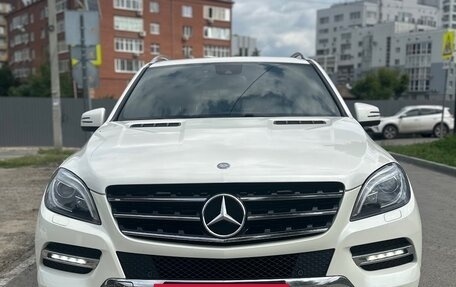 Mercedes-Benz M-Класс, 2012 год, 3 000 000 рублей, 2 фотография